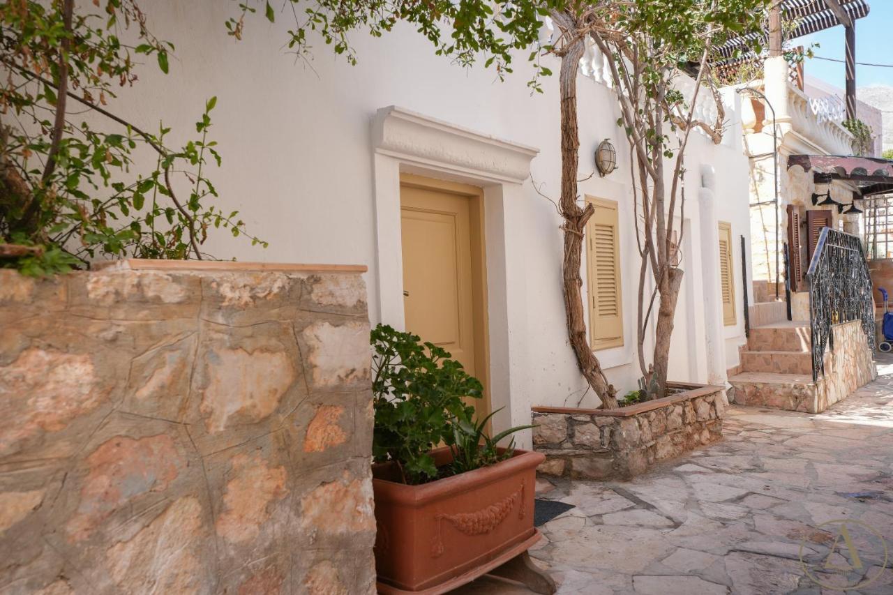 فيلا Mansion House Chalki Town المظهر الخارجي الصورة